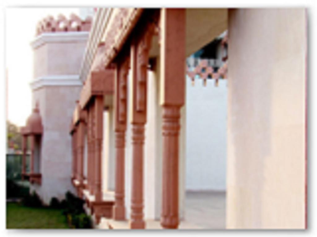 Jabali Palace Hotel Jabalpur Exterior photo