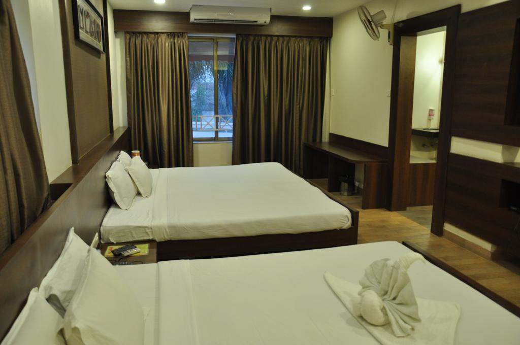 Jabali Palace Hotel Jabalpur Exterior photo